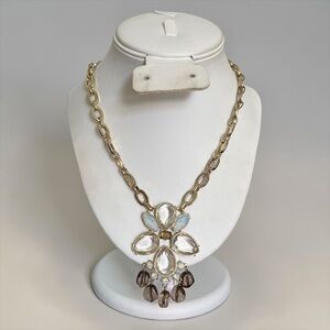 Banana Republic Gold Tone Faux Clear Quartz Crystal Drop Necklace CC